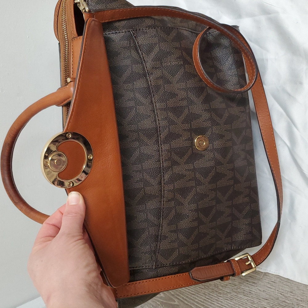 Michael Kors Two-Tone Satchel in Brown and Tan With Dust Bag - Picture 9 of 16